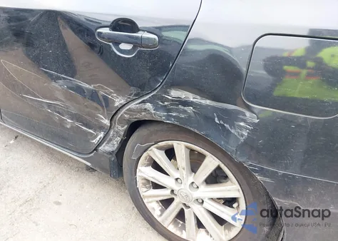 2013 Toyota Camry Hybrid Xle from USA, damaged, VIN 4T1BD1FK5DU071300